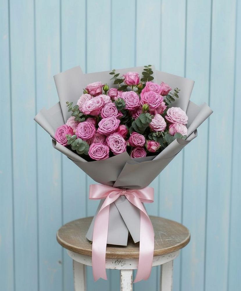 Композиция Яркий комплимент в Боровичах Букет цветов из: Розы в Боровичах