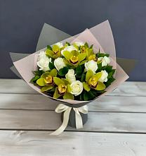 Букет цветов из:  Орхидеи и Розы #REPLACE_PRED# Боровичах