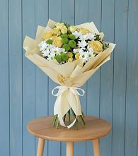 Букет цветов из:  Хризантемы и Розы в Боровичах