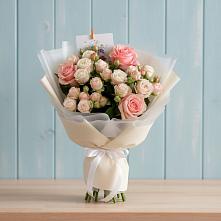 Букет цветов из:  Розы в Боровичах