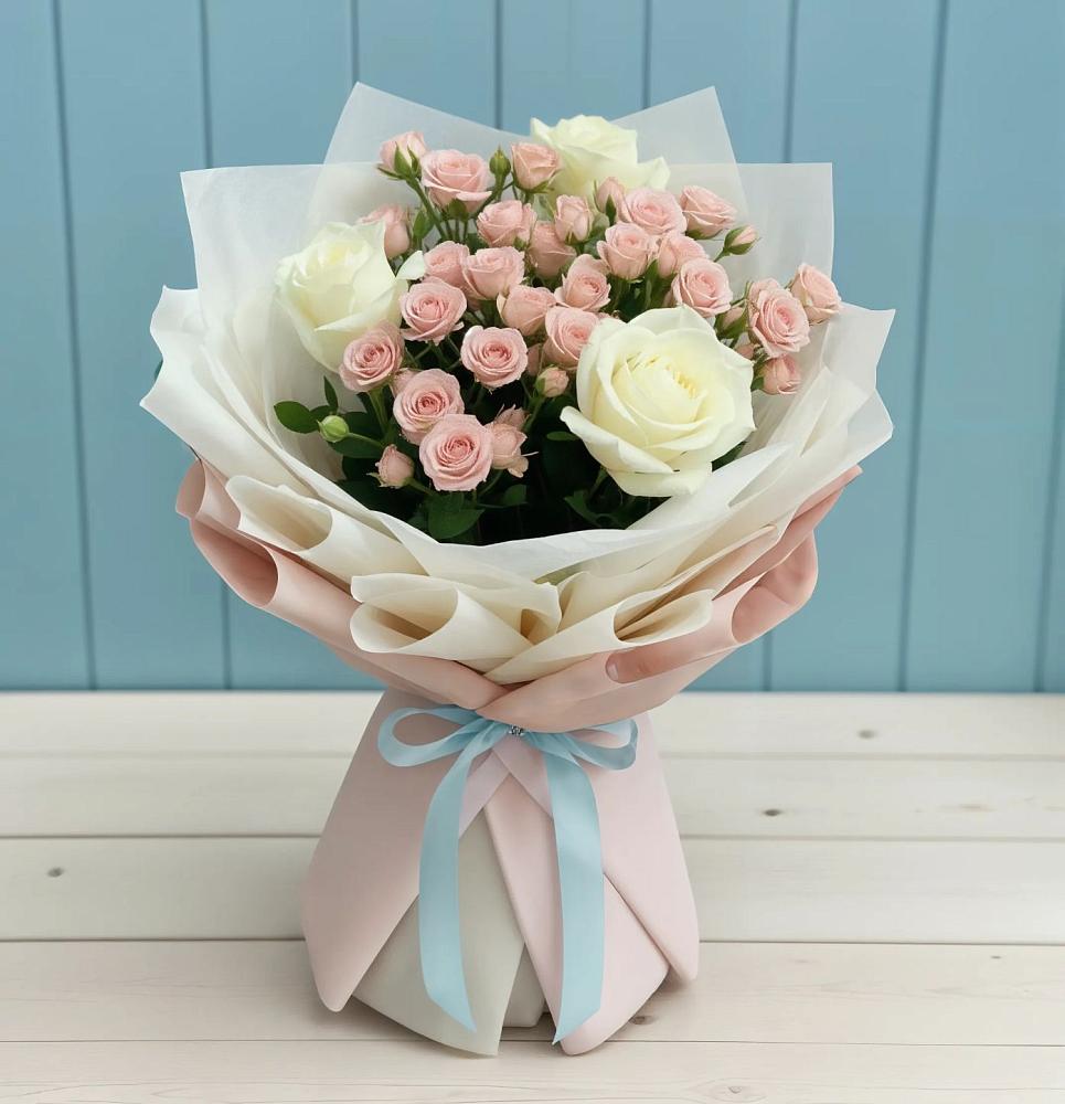 Букет цветов из: Розы в Боровичах